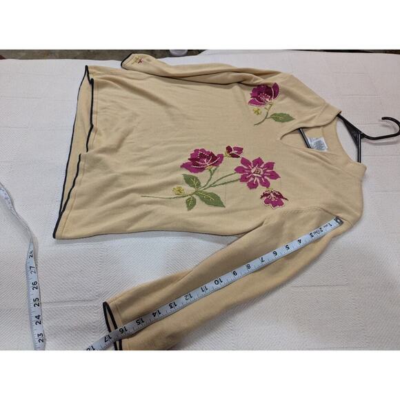 Pretty tan v-neck sweater w/pink floral detailing by Emma James size M - Picture 8 of 8